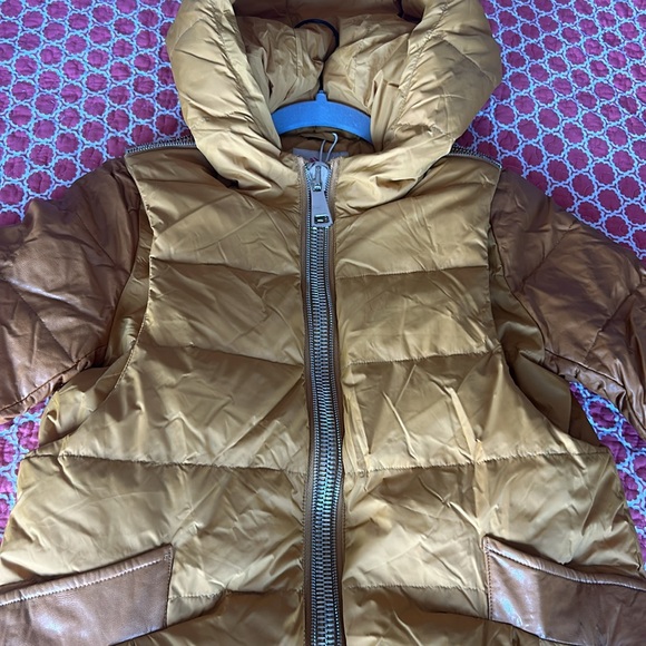 Down feather winter coat with leather trim - Picture 6 of 8